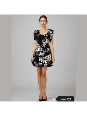 White roses Kismet dress A Line puff sleeves floral